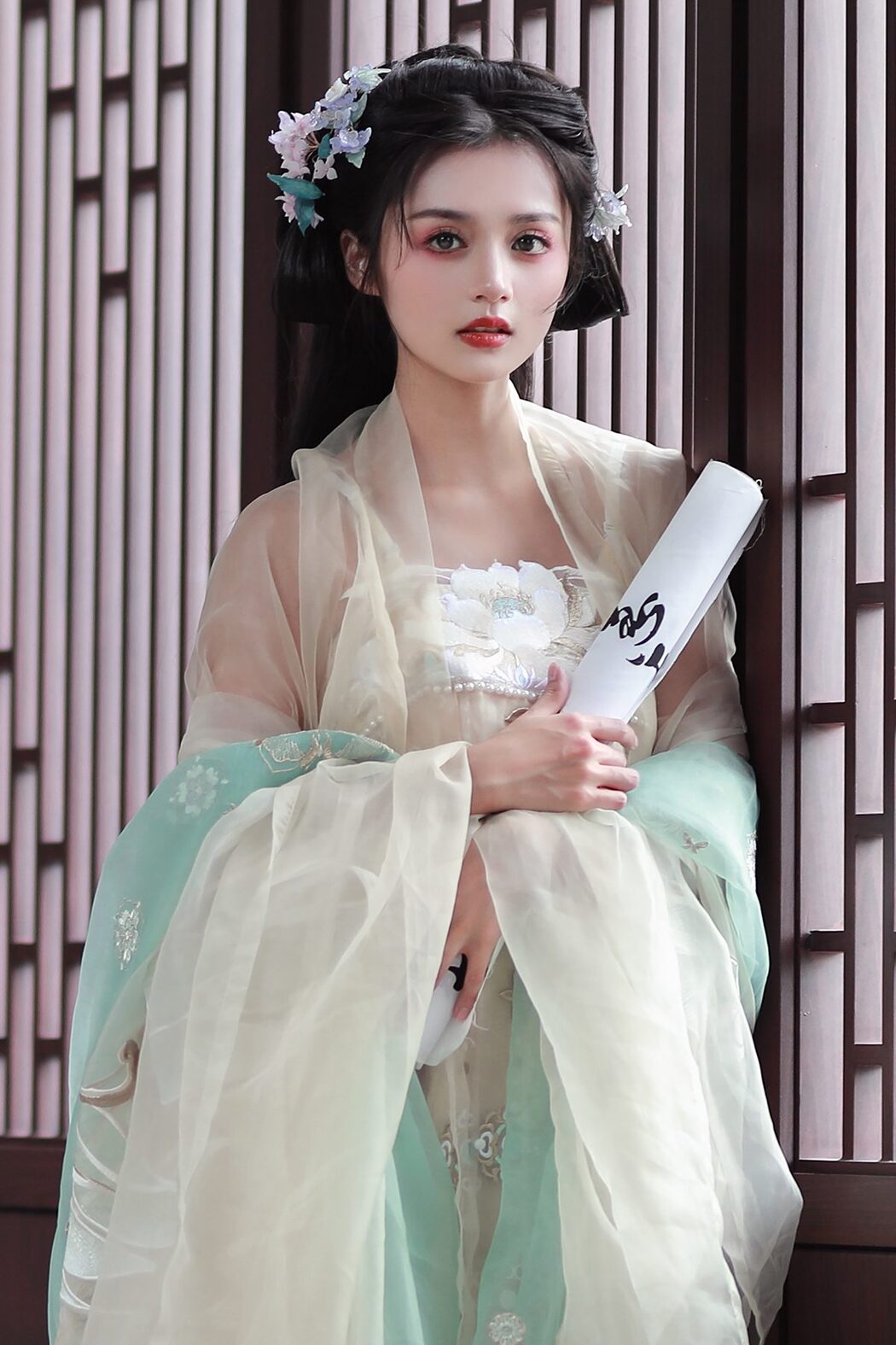 YiTuYu艺图语 Vol.6248 Yu Wen Cover Photo