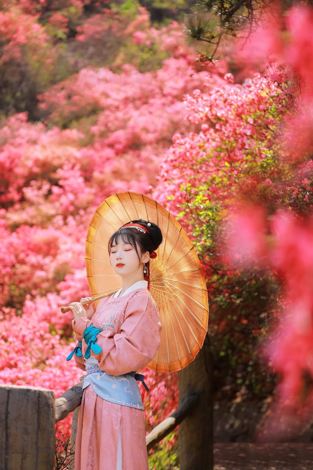 YiTuYu艺图语 Vol.6258 Zhou Zhou AY