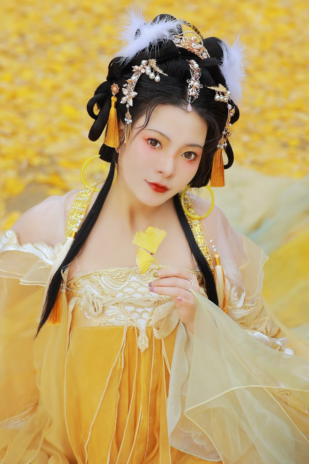 YiTuYu艺图语 Vol.6268 Mao Zi Zi Cover Photo