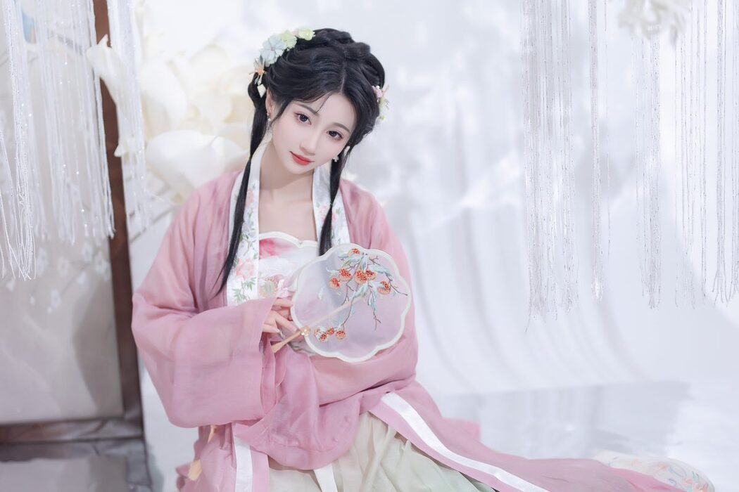 YiTuYu艺图语 Vol.6225 Qi Luo Sheng De Xiao Su Su