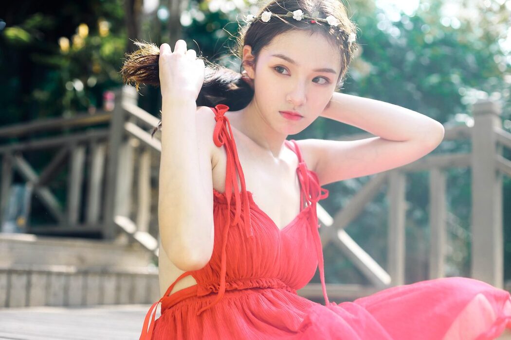 YiTuYu艺图语 Vol.6241 Zhu Yun Hui Da Mo Wang