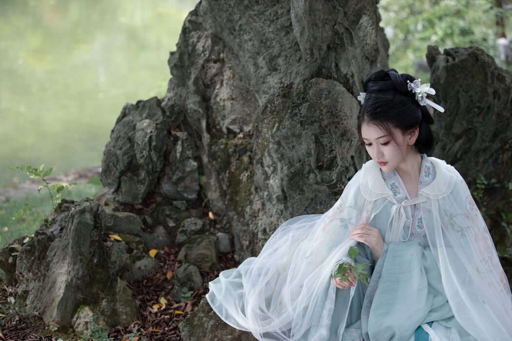 YiTuYu艺图语 Vol.6272 Ling Ling