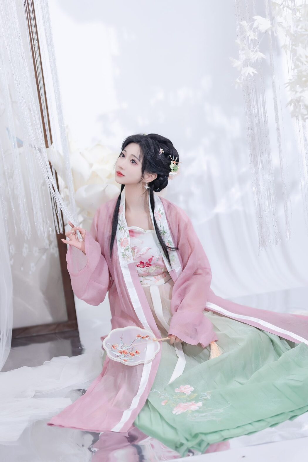 YiTuYu艺图语 Vol.6225 Qi Luo Sheng De Xiao Su Su