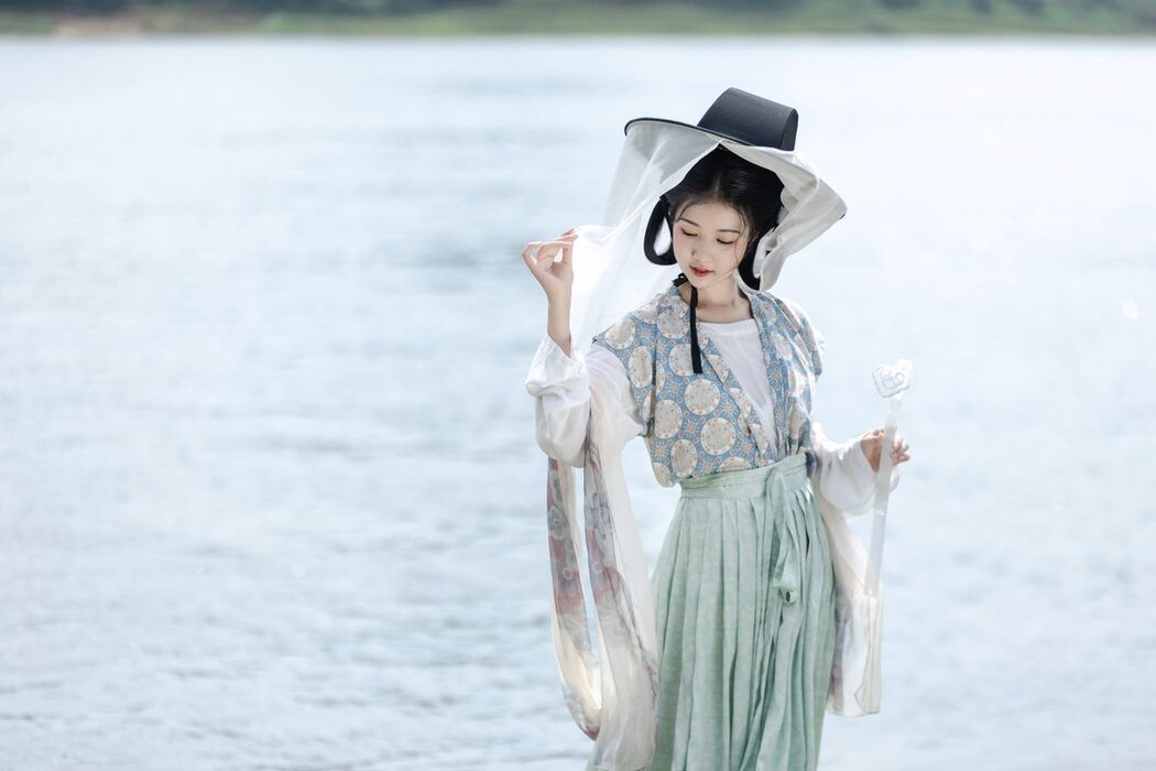 YiTuYu艺图语 Vol.6273 Suan La Tang Er