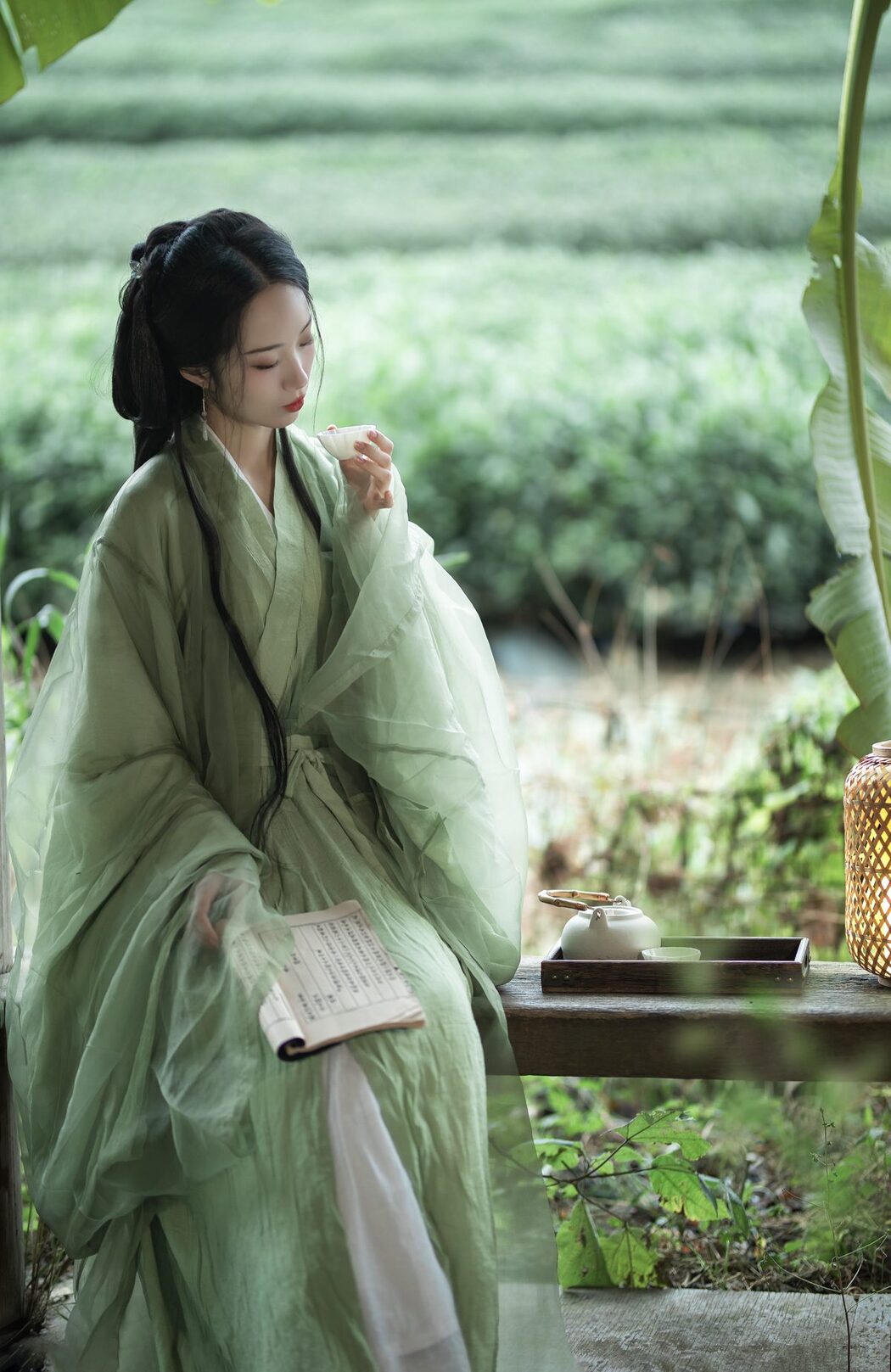 YiTuYu艺图语 Vol.6256 Nai Xiong Da Wan Zi