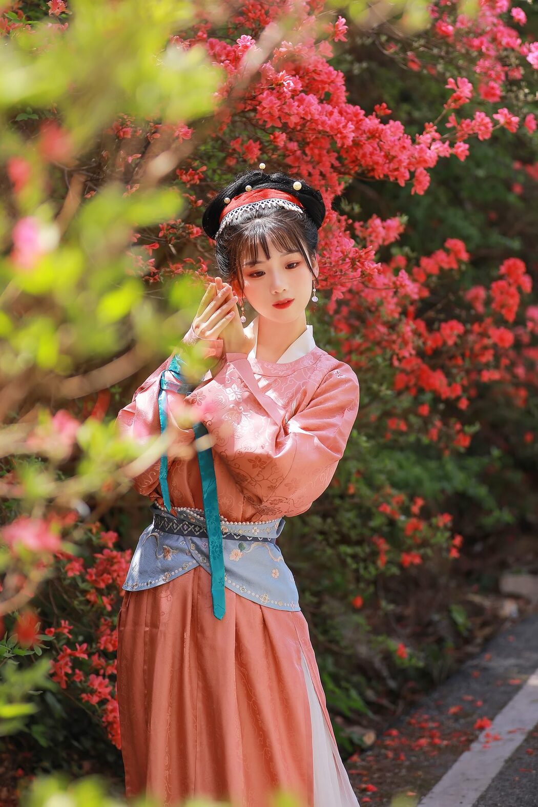 YiTuYu艺图语 Vol.6258 Zhou Zhou AY