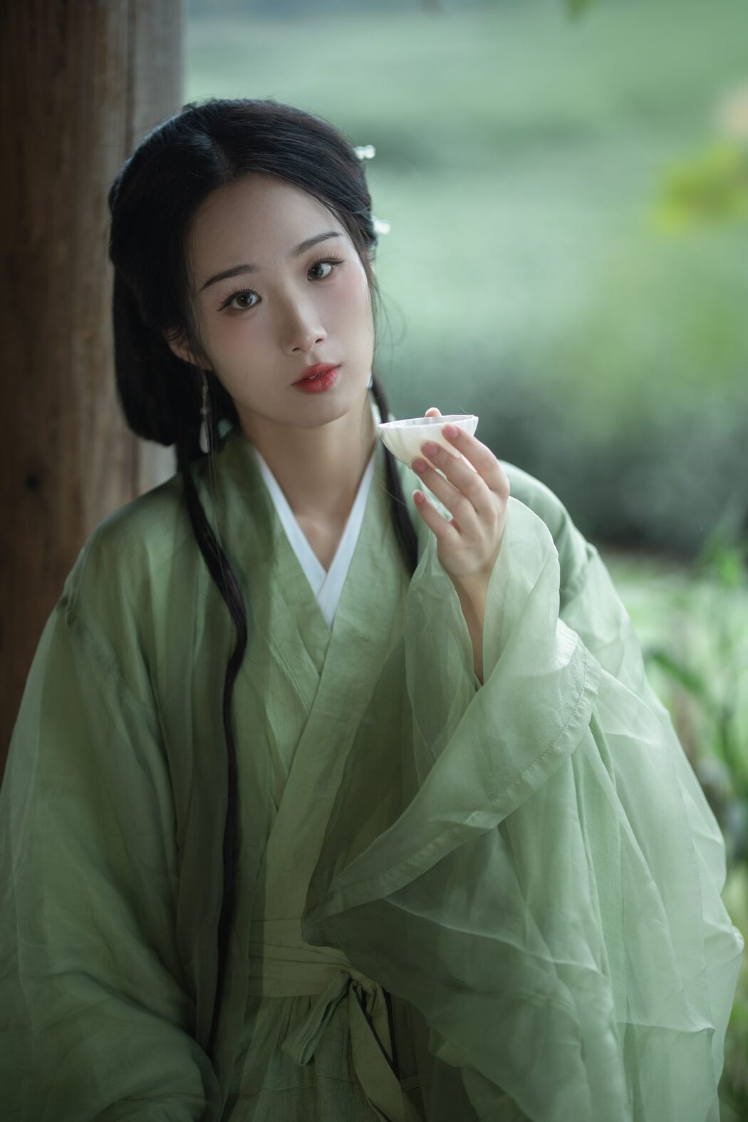 YiTuYu艺图语 Vol.6256 Nai Xiong Da Wan Zi