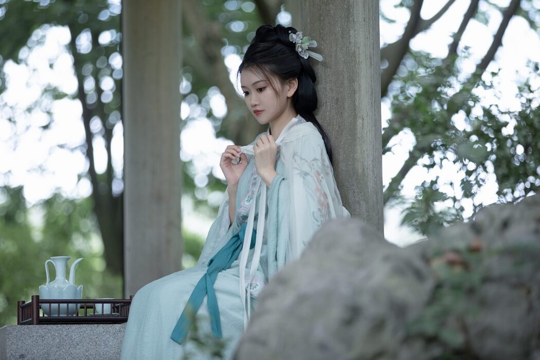 YiTuYu艺图语 Vol.6272 Ling Ling