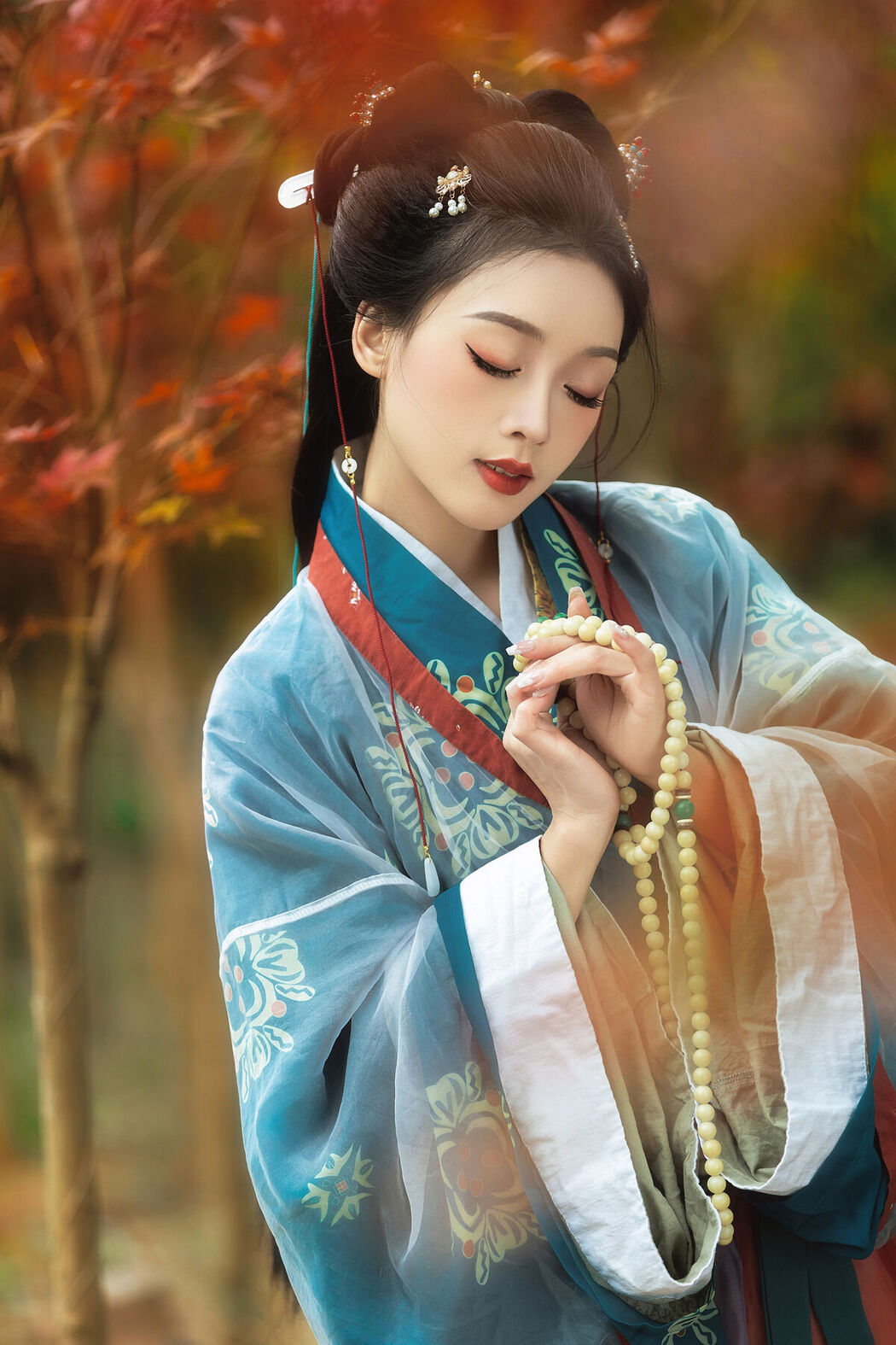 YiTuYu艺图语 Vol.6385 Qiqi