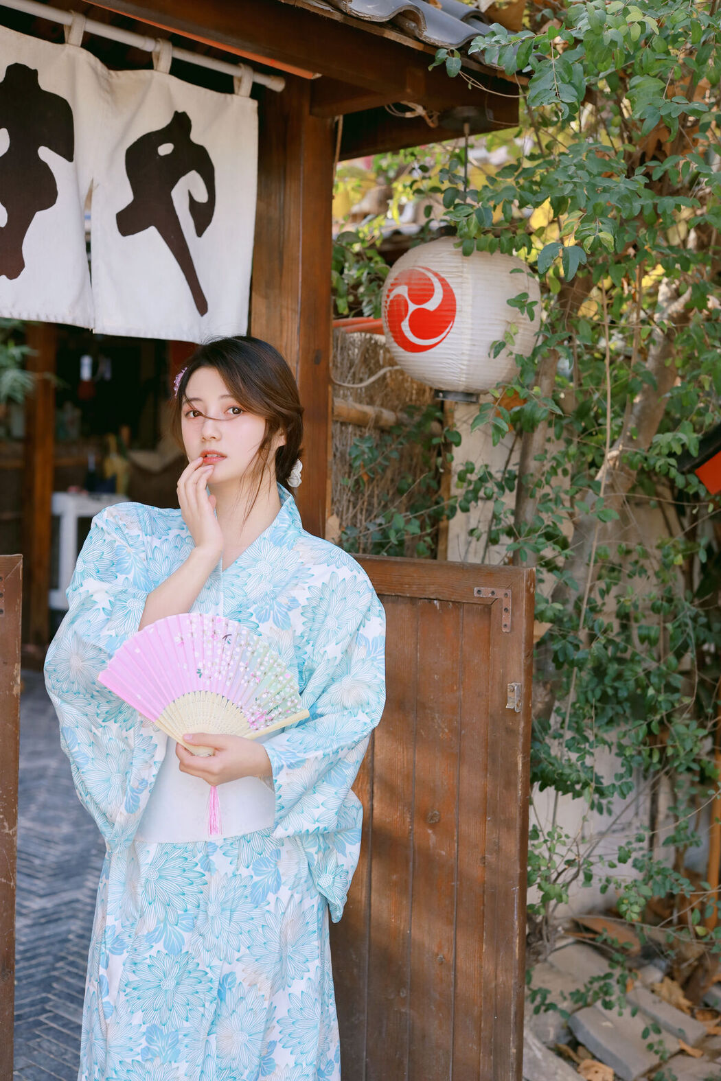 YiTuYu艺图语 Vol.6391 Rei Bi Shio