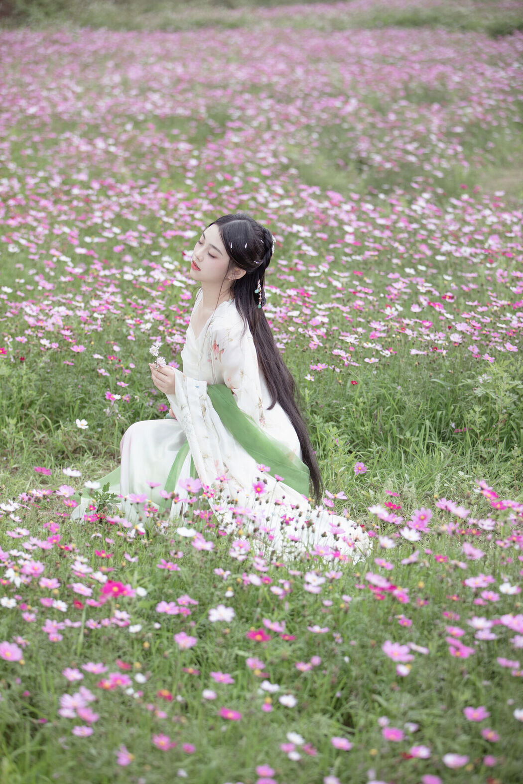 YiTuYu艺图语 Vol.6393 Jin Zou Ba