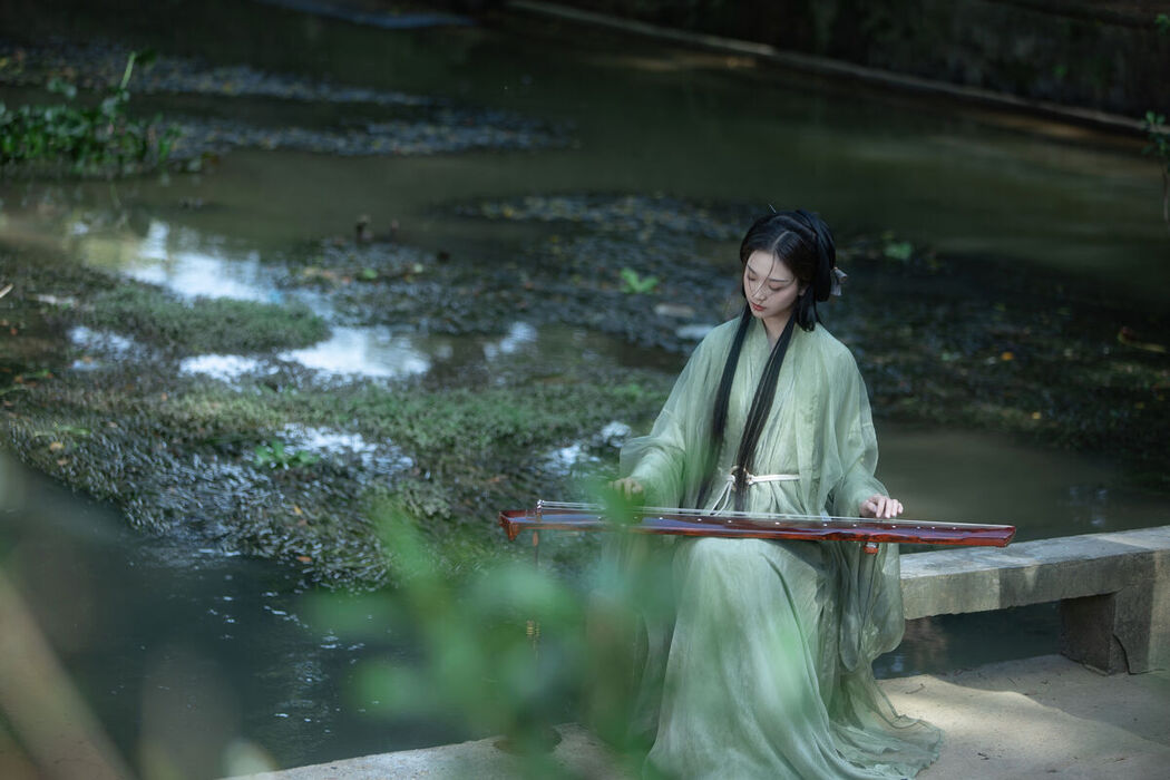 YiTuYu艺图语 Vol.6368 Zhi Zhi Qi