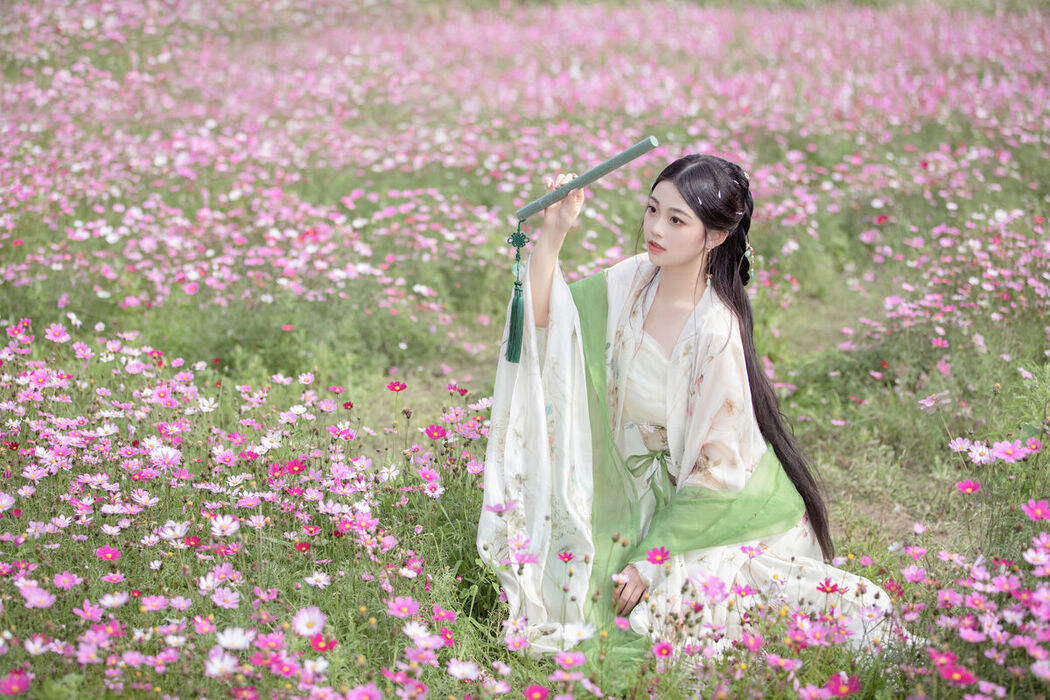 YiTuYu艺图语 Vol.6393 Jin Zou Ba