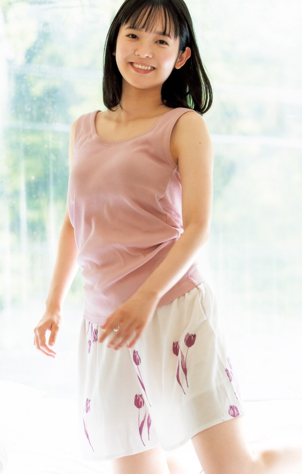 Nirei Nozomi 楡井希実, Young Jump 2025 No.28 (ヤングジャンプ 2025年28号)