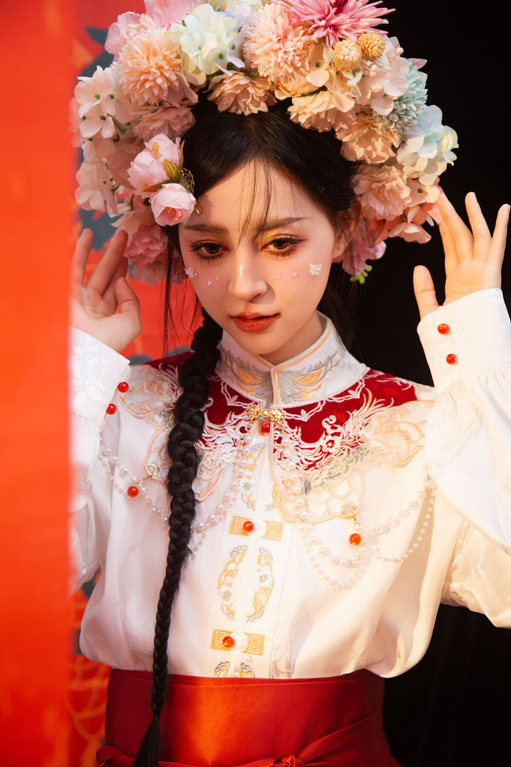 YiTuYu艺图语 Vol.6417 Yi Xuan