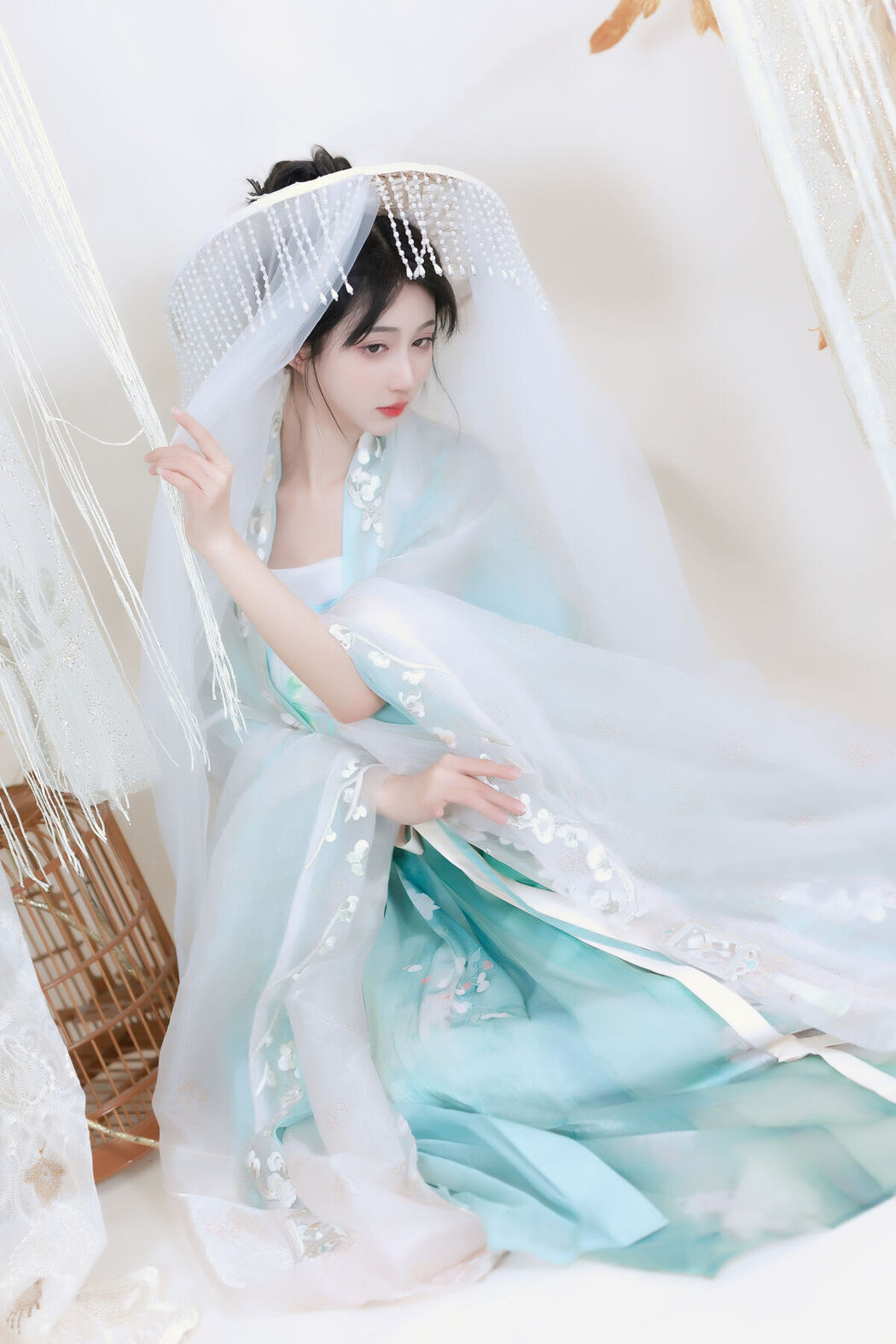 YiTuYu艺图语 Vol.6386 Qi Luo Sheng De Xiao Su Su