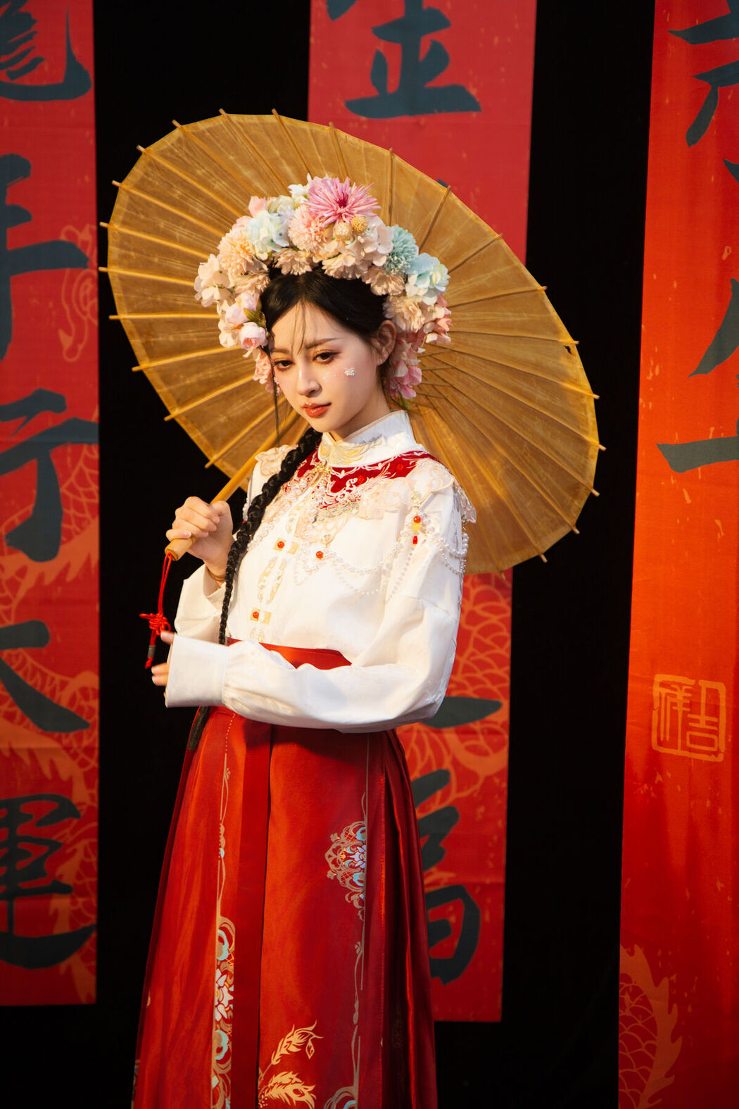 YiTuYu艺图语 Vol.6417 Yi Xuan