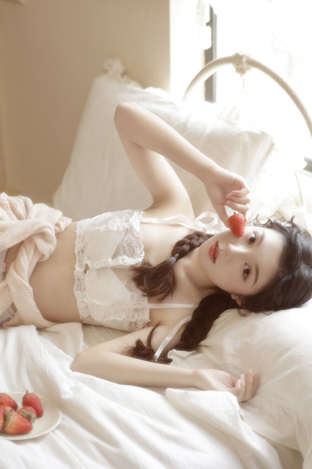 YiTuYu艺图语 Vol.6289 Ling Xiao Qi