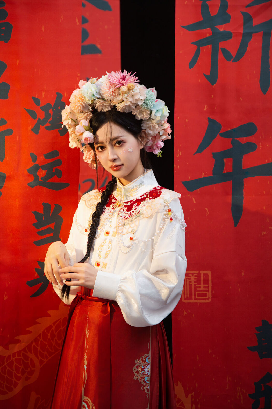 YiTuYu艺图语 Vol.6417 Yi Xuan