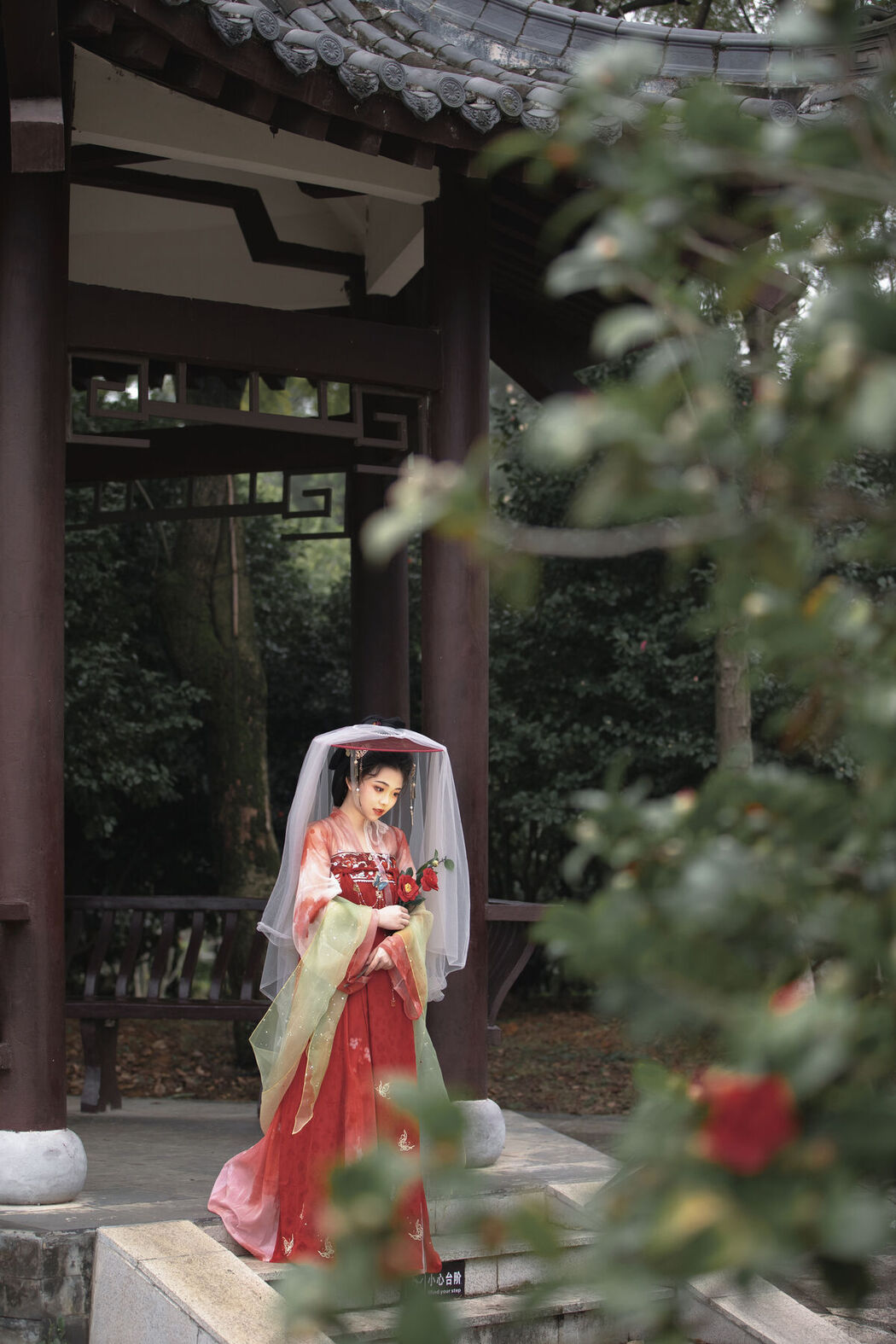 YiTuYu艺图语 Vol.6384 Jin Zou Ba