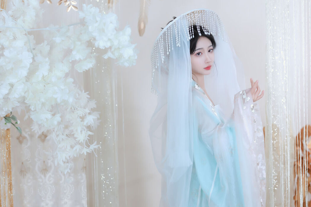 YiTuYu艺图语 Vol.6386 Qi Luo Sheng De Xiao Su Su
