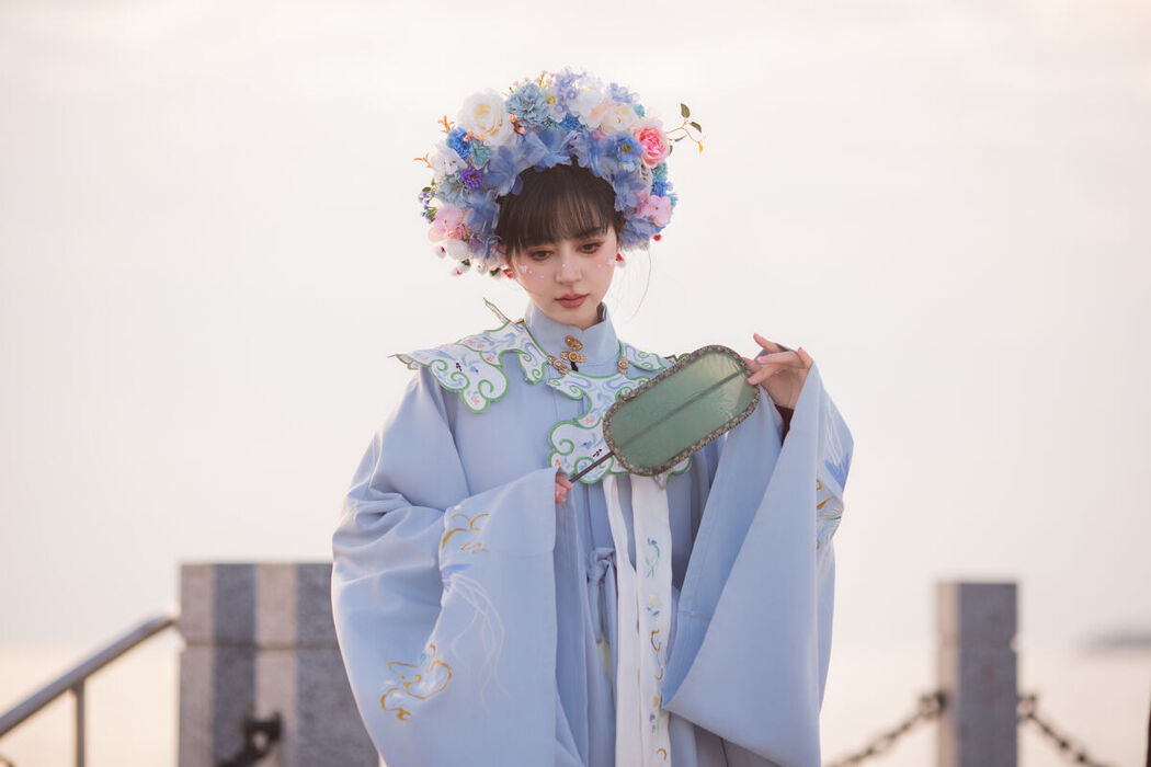 YiTuYu艺图语 Vol.6420 Yi Xuan