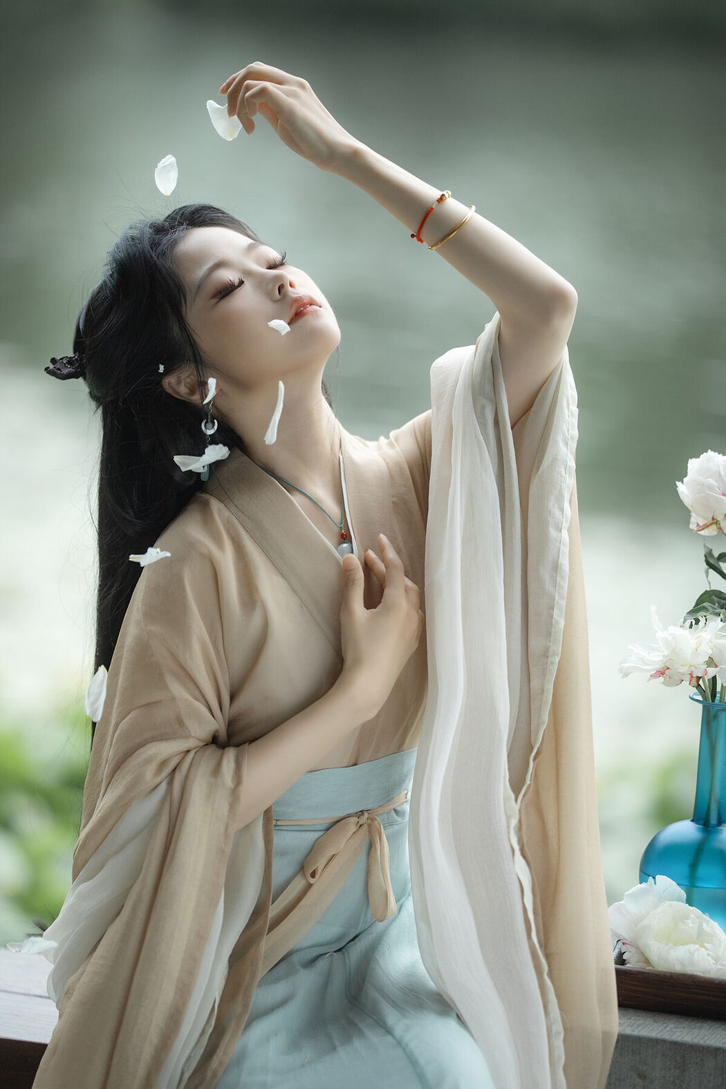 YiTuYu艺图语 Vol.6381 Yun Yun De Hei Yan Quan Er