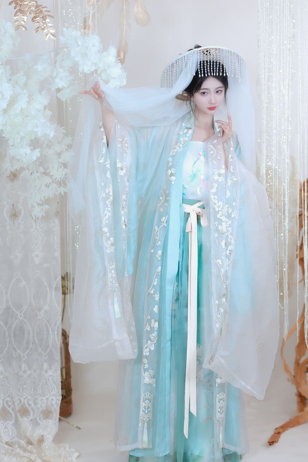 YiTuYu艺图语 Vol.6386 Qi Luo Sheng De Xiao Su Su