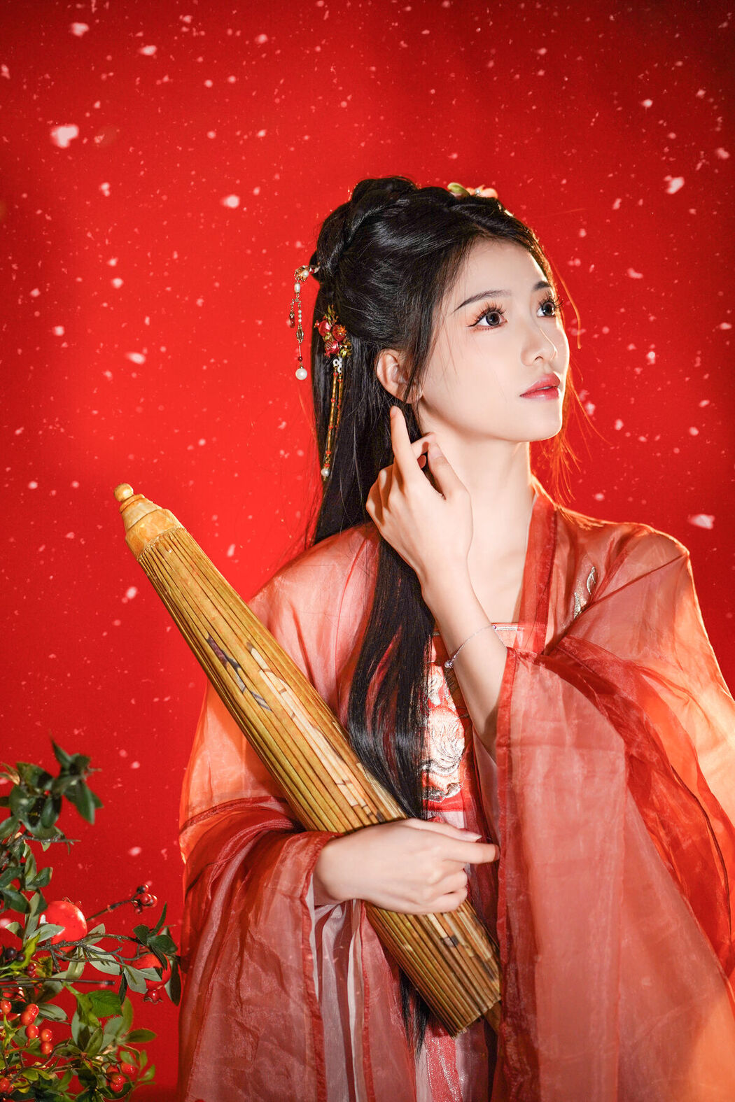 YiTuYu艺图语 Vol.6374 Zhu Zhu