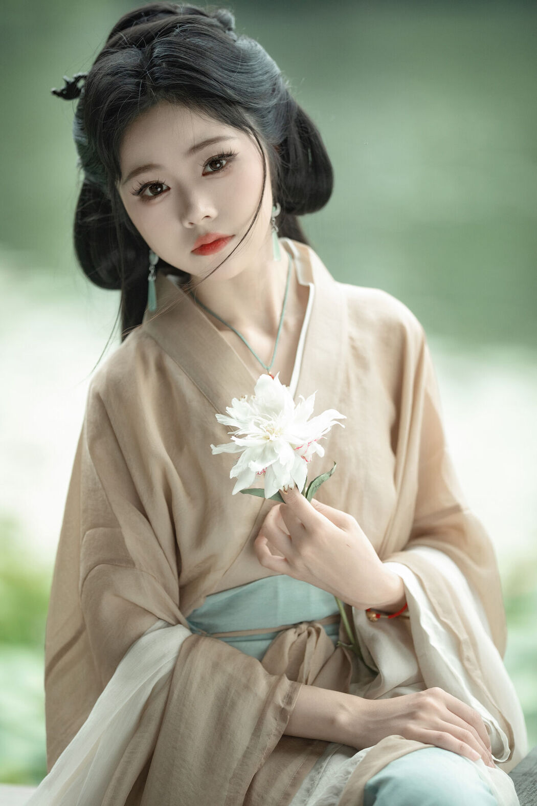 YiTuYu艺图语 Vol.6381 Yun Yun De Hei Yan Quan Er