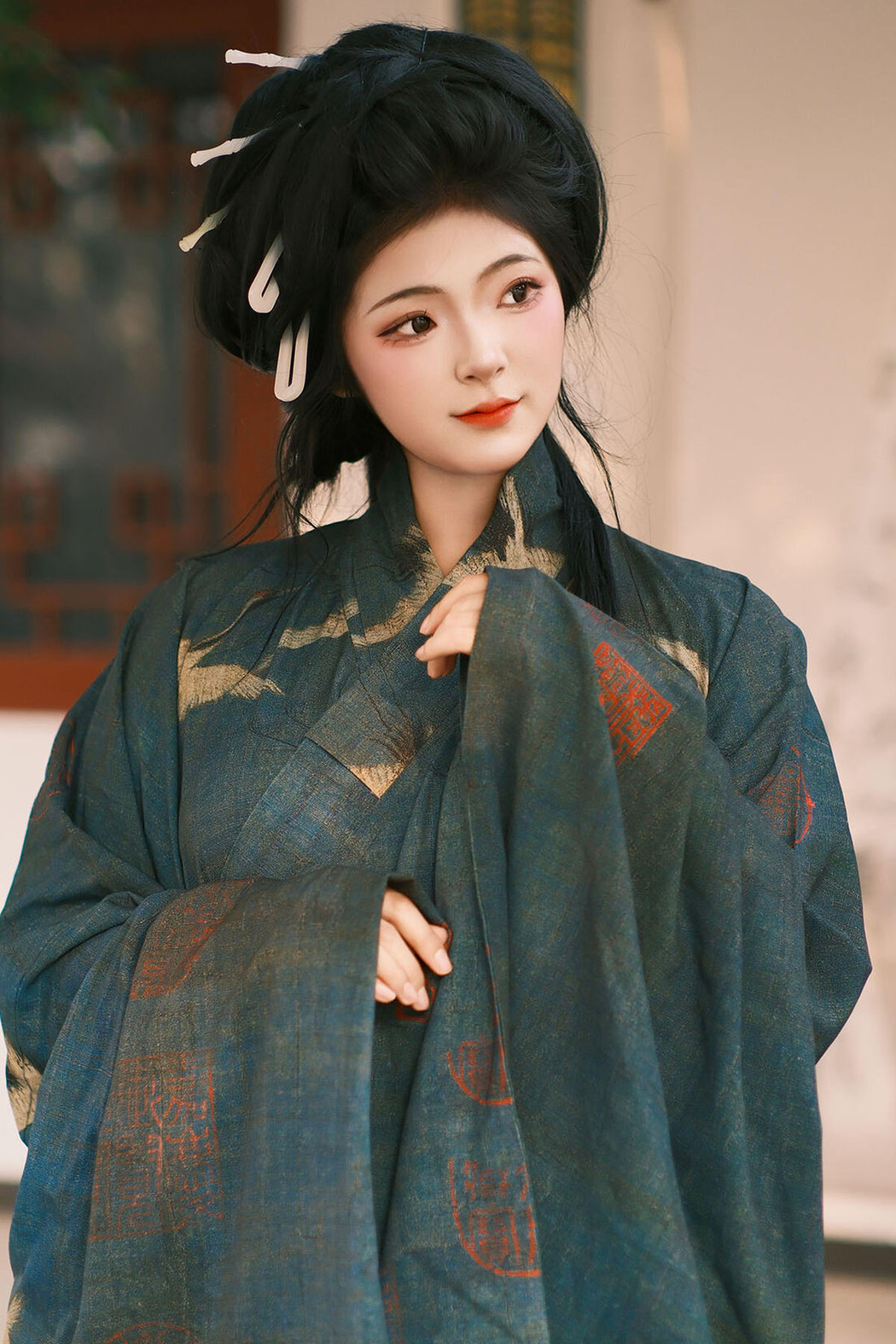 YiTuYu艺图语 Vol.6331 KaiLin Jiang Cover Photo