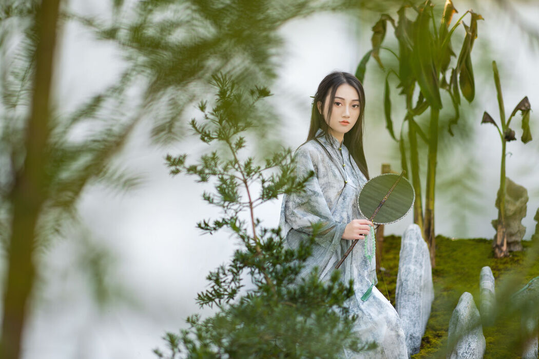 YiTuYu艺图语 Vol.6352 Dong Chu Liu