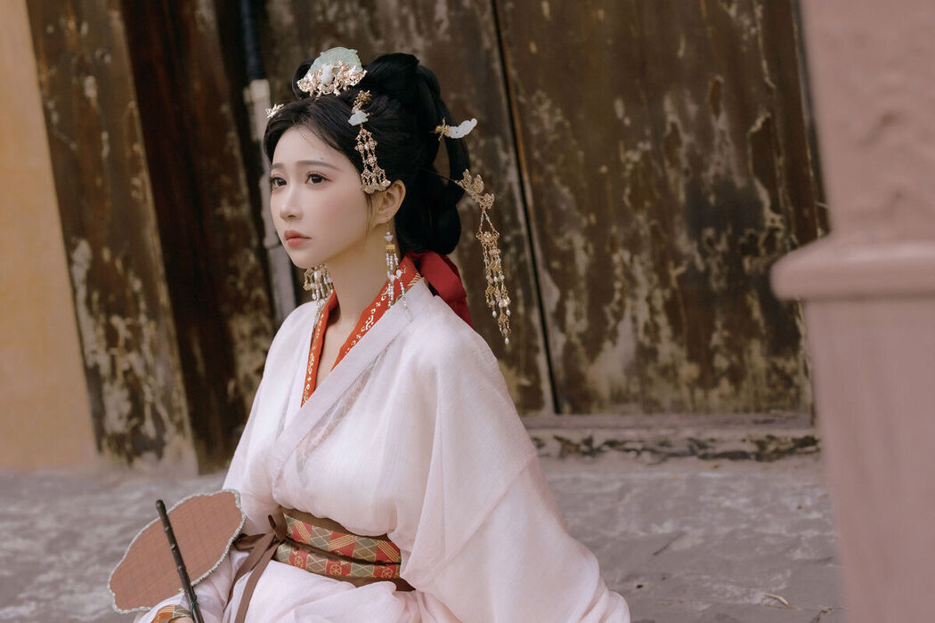 YiTuYu艺图语 Vol.6337 Qi Luo Sheng De Xiao Su Su