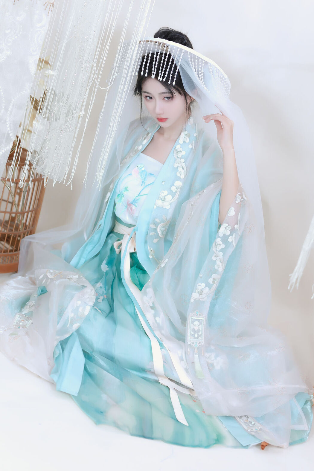 YiTuYu艺图语 Vol.6386 Qi Luo Sheng De Xiao Su Su