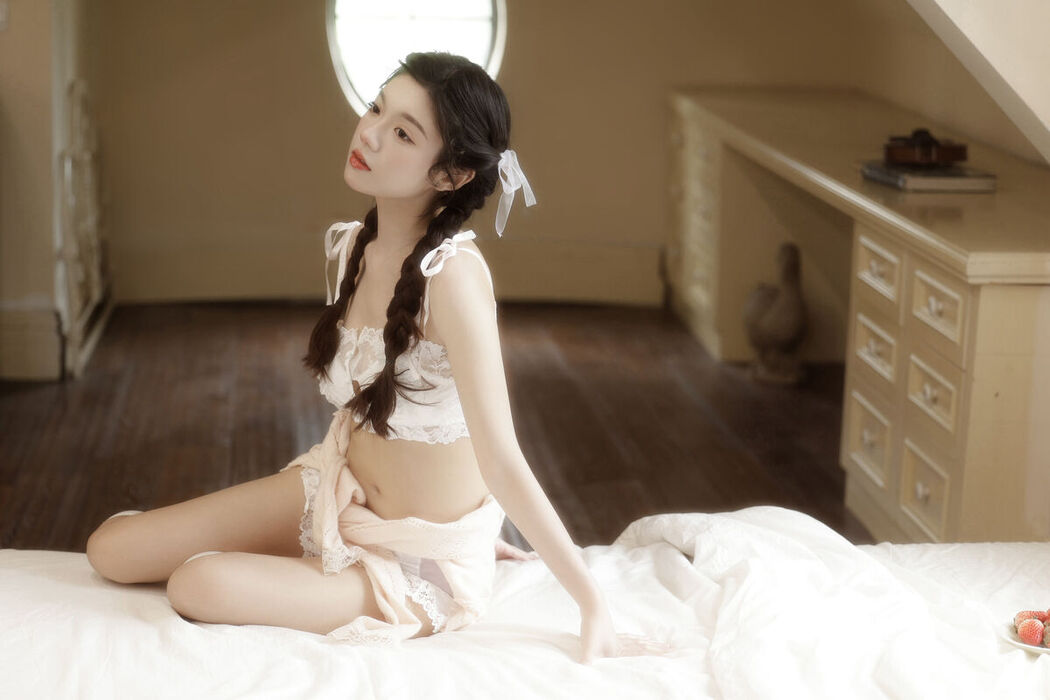 YiTuYu艺图语 Vol.6289 Ling Xiao Qi