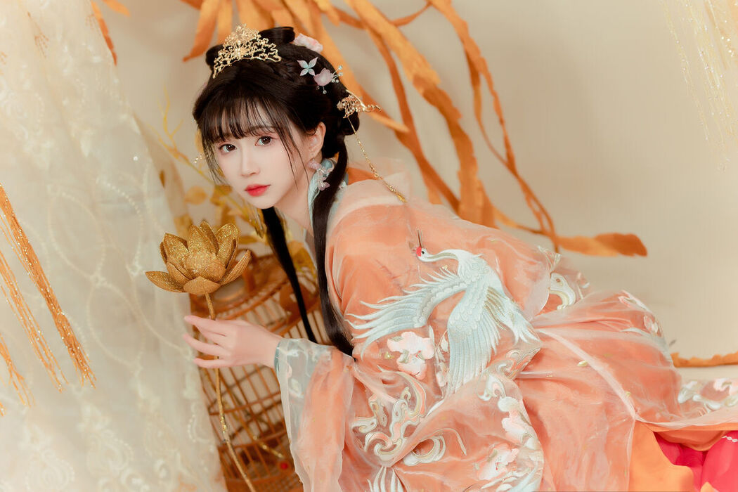 YiTuYu艺图语 Vol.6297 Qi Luo Sheng De Xiao Su Su