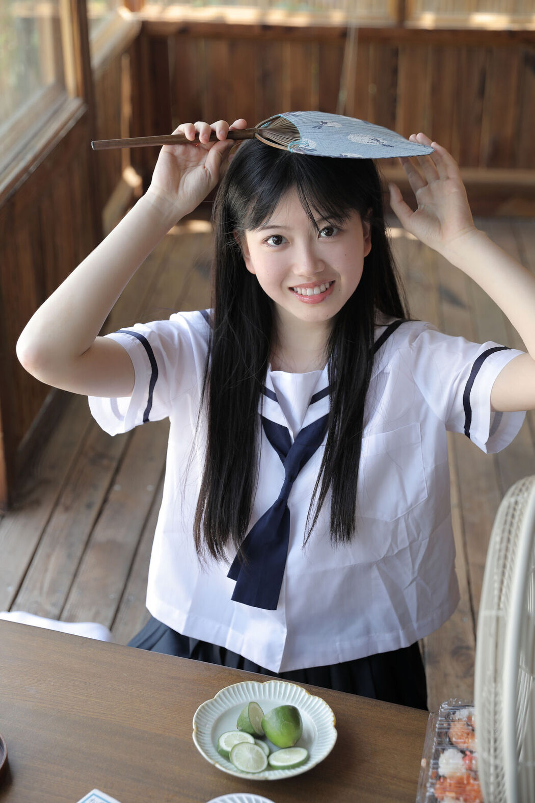 YiTuYu艺图语 Vol.6419 Qiu Yang Yi He