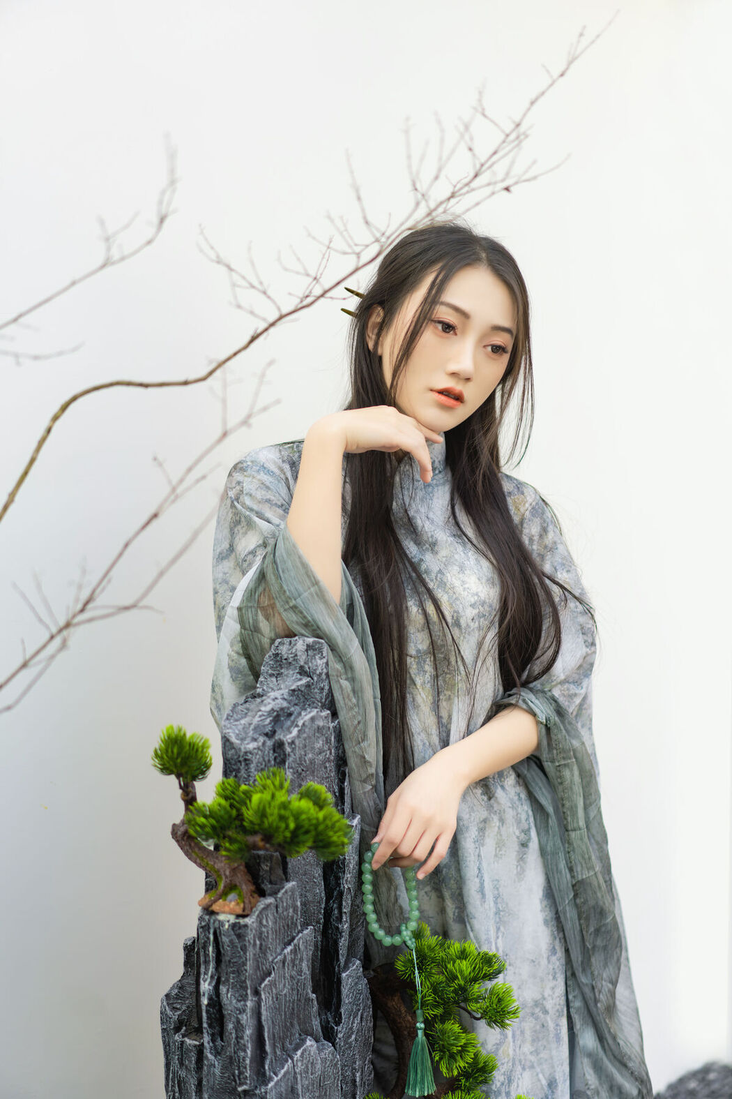 YiTuYu艺图语 Vol.6352 Dong Chu Liu