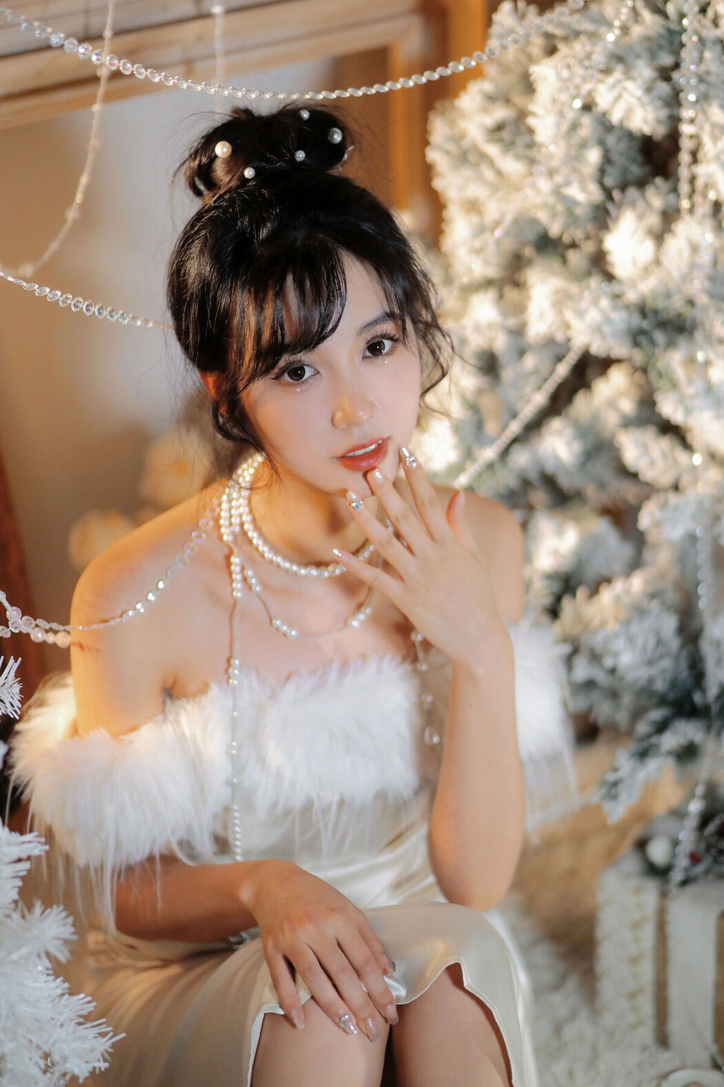 YiTuYu艺图语 Vol.6300 Jian Ying Tao Nai