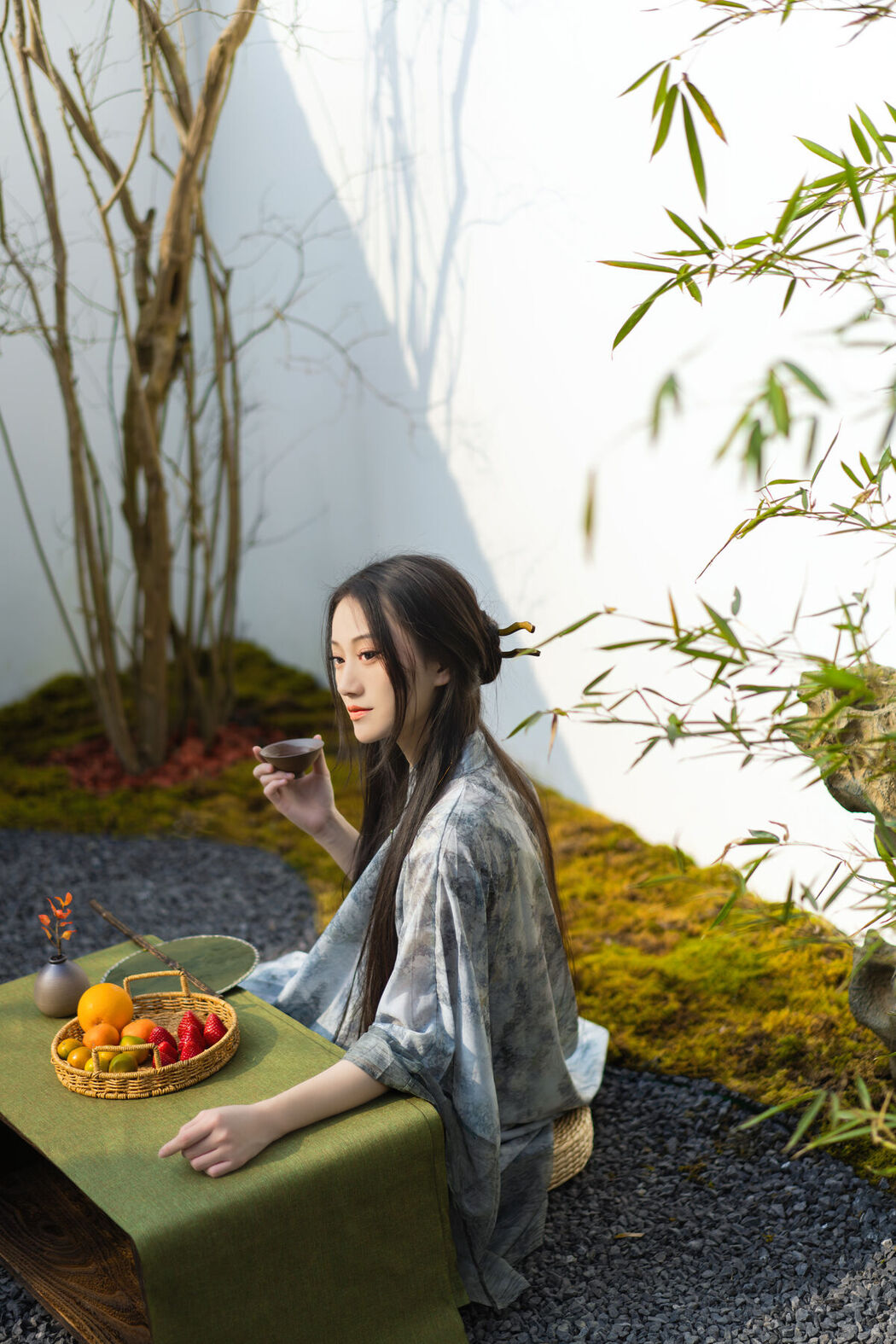 YiTuYu艺图语 Vol.6352 Dong Chu Liu