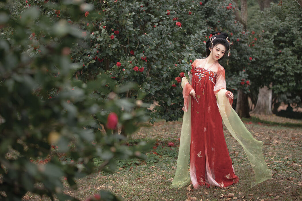 YiTuYu艺图语 Vol.6384 Jin Zou Ba
