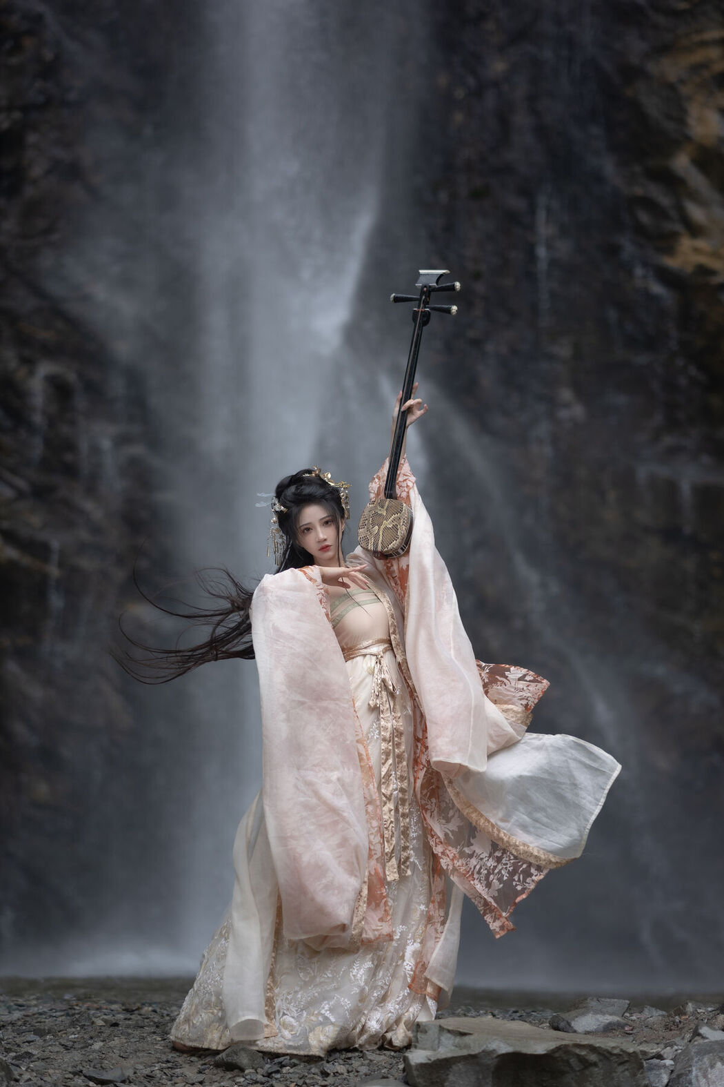 YiTuYu艺图语 Vol.6314 Qi Luo Sheng De Xiao Su Su