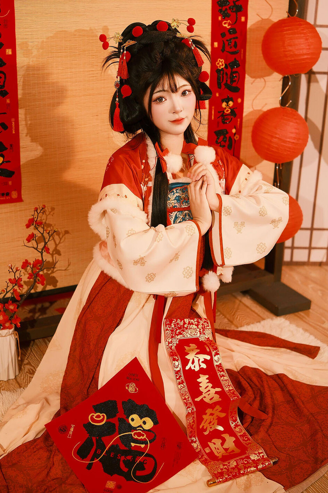 YiTuYu艺图语 Vol.6373 KaiLin Jiang Cover Photo