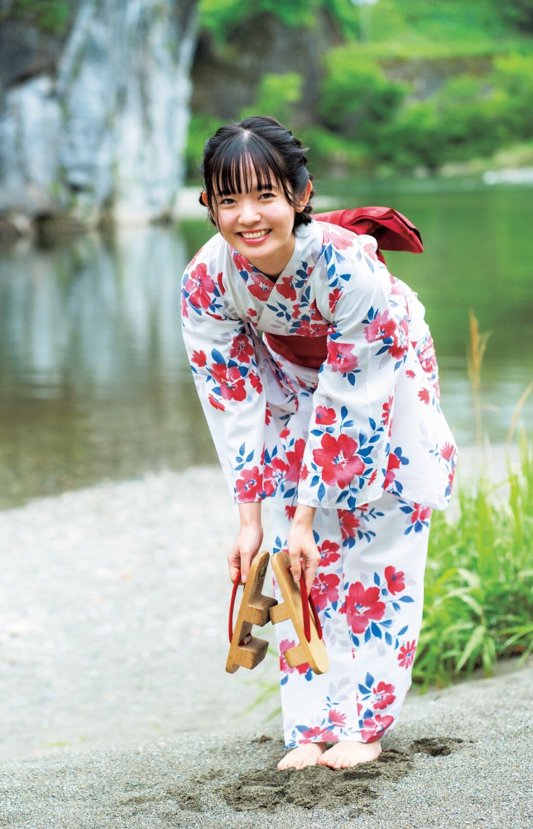 Nirei Nozomi 楡井希実, Young Jump 2025 No.28 (ヤングジャンプ 2025年28号)
