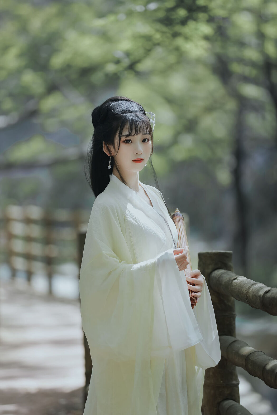 YiTuYu艺图语 Vol.6405 Zhou Zhou AY