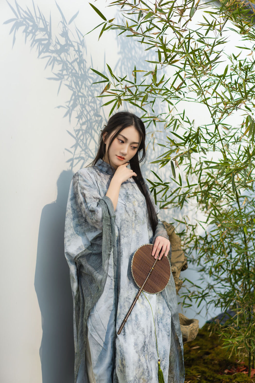YiTuYu艺图语 Vol.6352 Dong Chu Liu