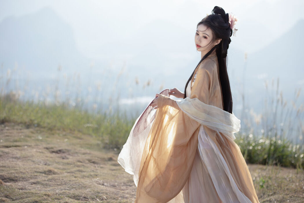 YiTuYu艺图语 Vol.6292 Lsababe