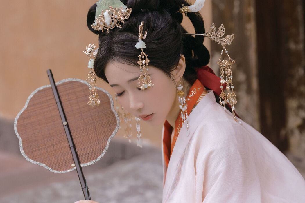 YiTuYu艺图语 Vol.6337 Qi Luo Sheng De Xiao Su Su