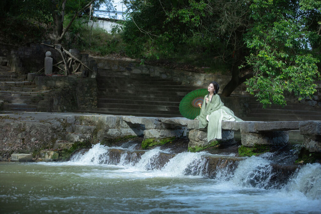 YiTuYu艺图语 Vol.6368 Zhi Zhi Qi