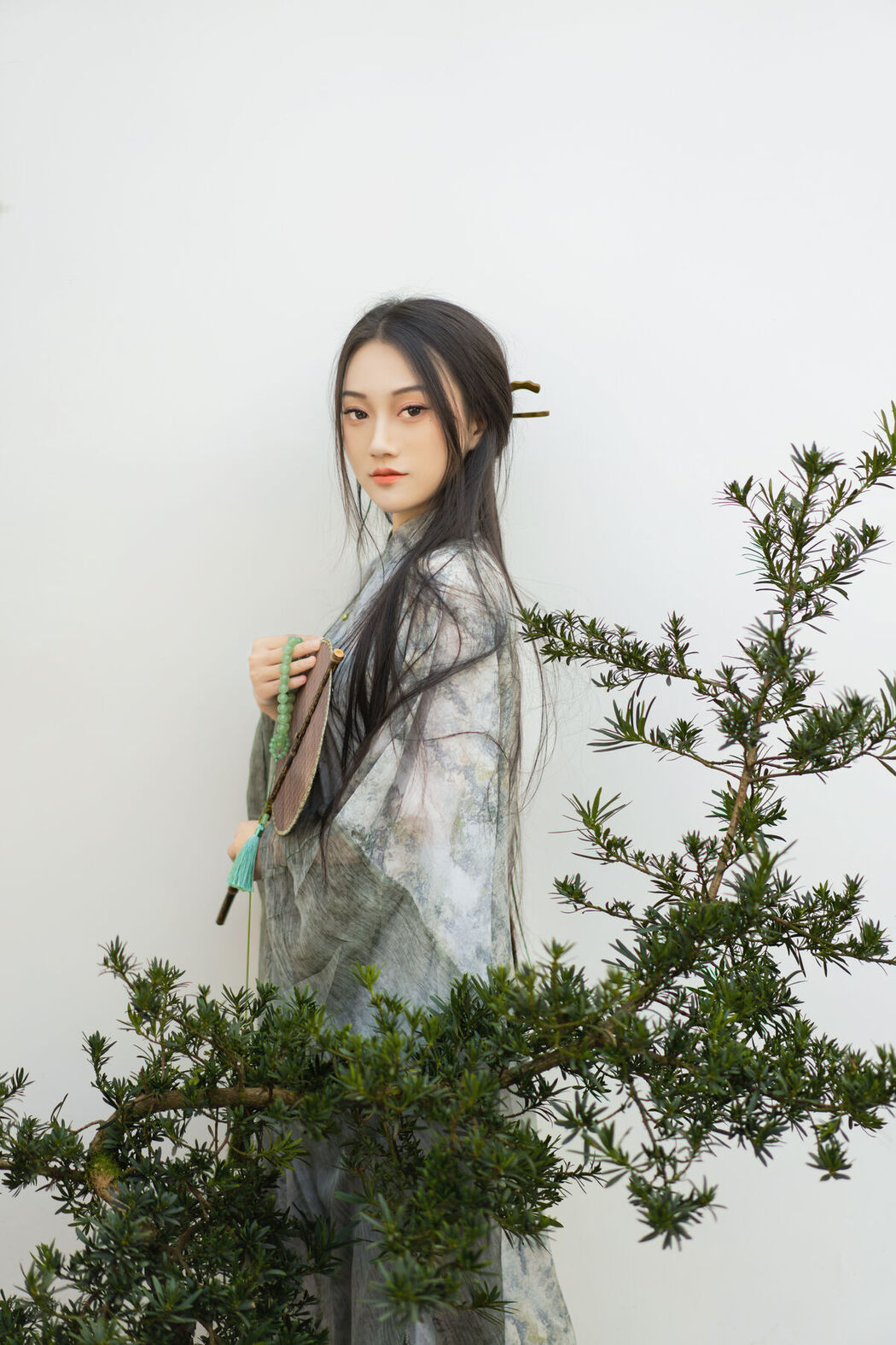 YiTuYu艺图语 Vol.6352 Dong Chu Liu